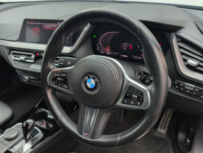 2025 BMW 1 Series