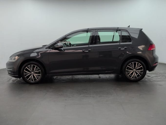2025 Volkswagen Golf