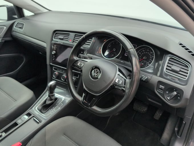 2025 Volkswagen Golf