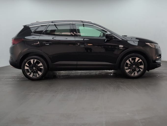 2025 Vauxhall Grandland X