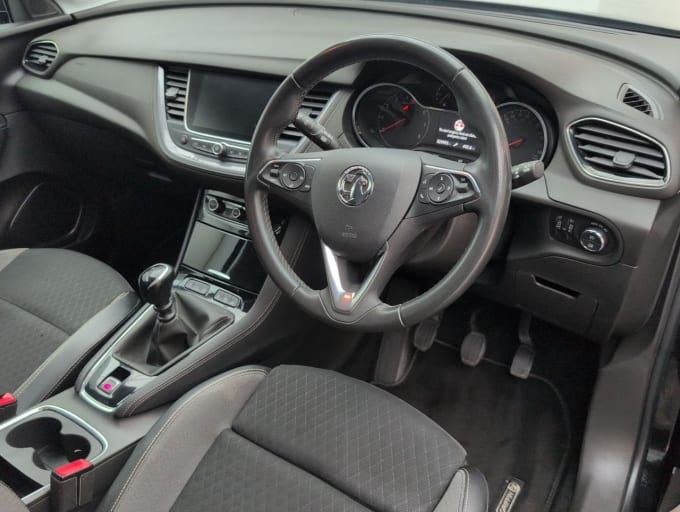 2025 Vauxhall Grandland X