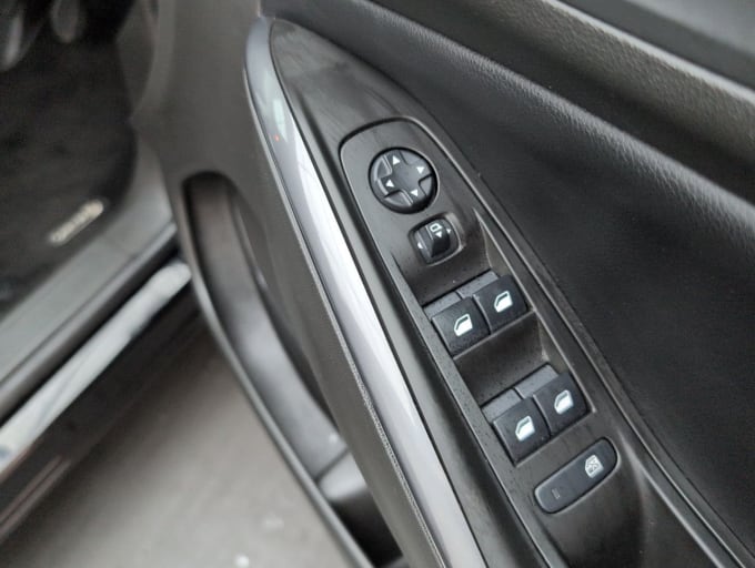 2025 Vauxhall Grandland X