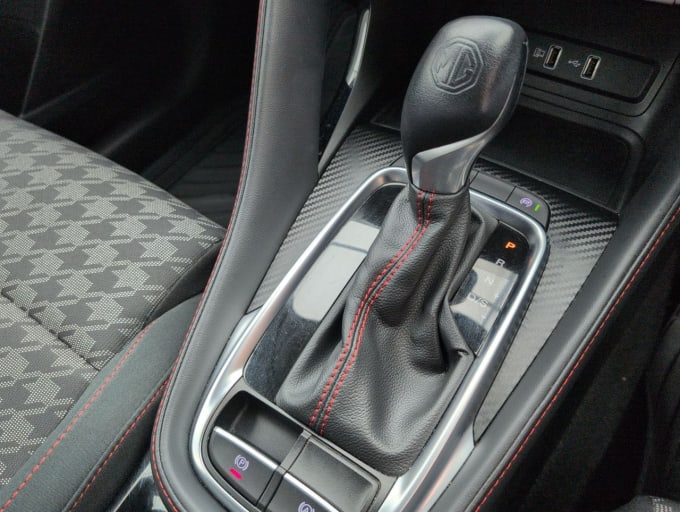 2025 Mg Mg Zs
