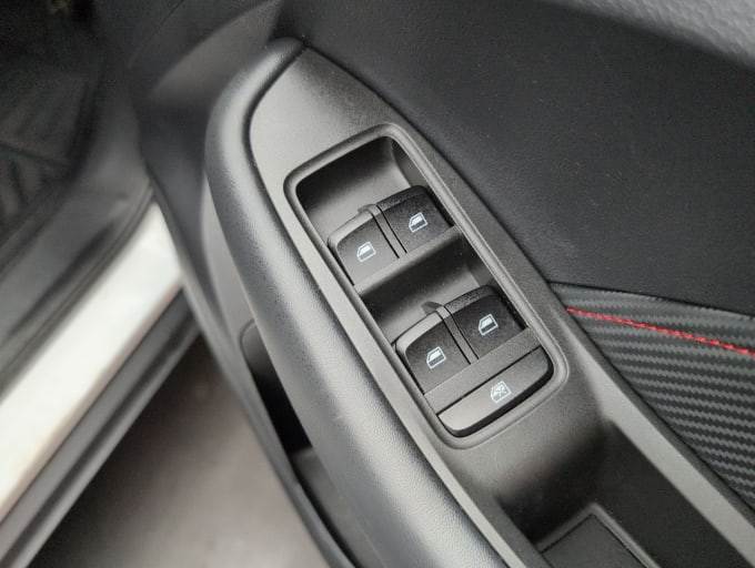 2025 Mg Mg Zs