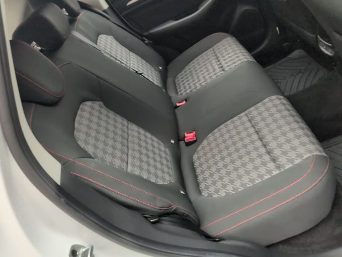 2025 Mg Mg Zs