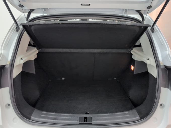 2025 Mg Mg Zs
