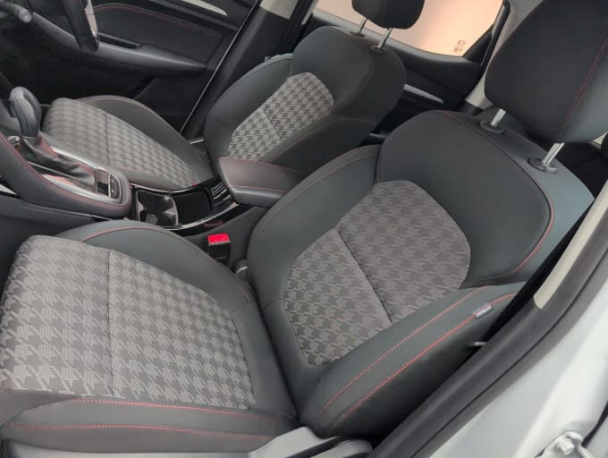2025 Mg Mg Zs