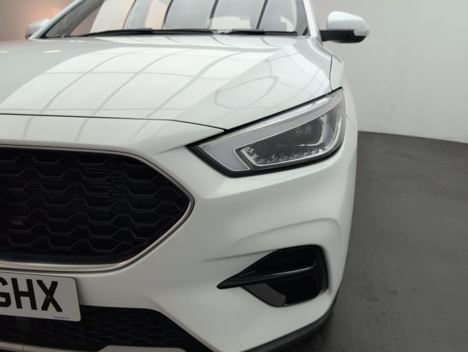 2025 Mg Mg Zs