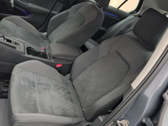 2025 Volkswagen Golf
