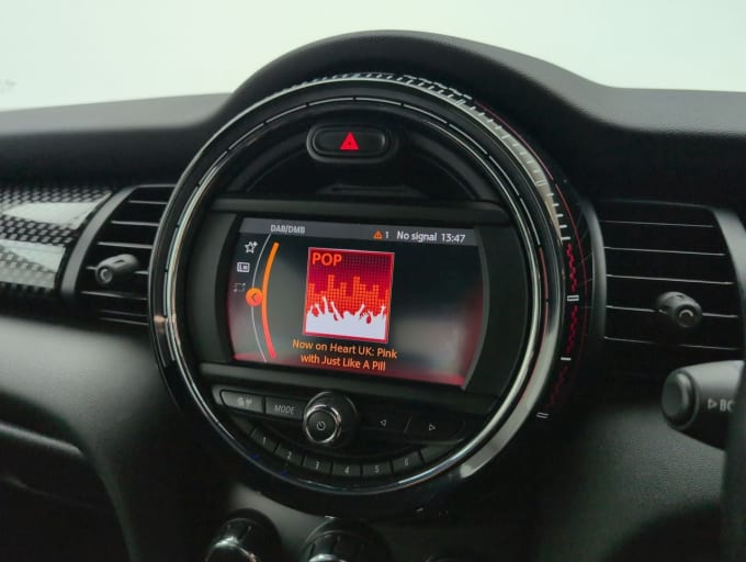 2025 Mini Hatch