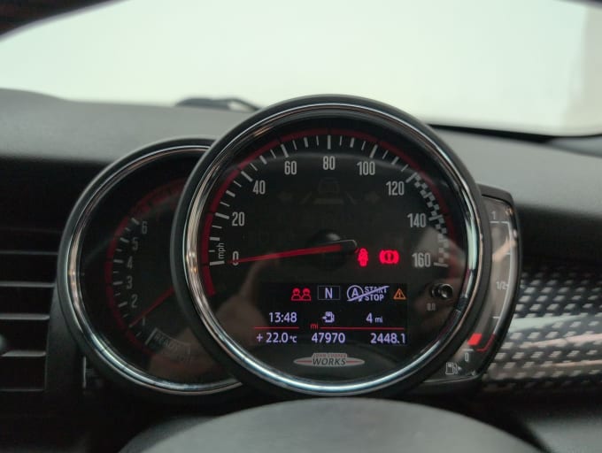 2025 Mini Hatch
