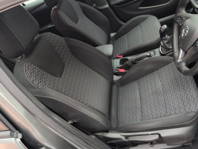 2025 Vauxhall Astra