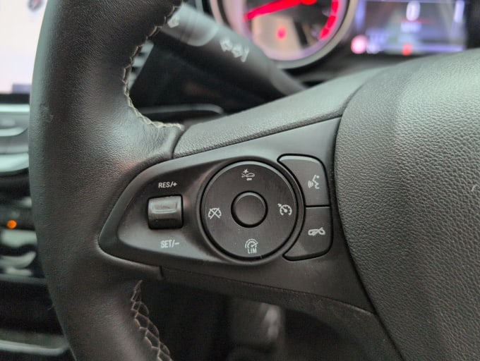 2025 Vauxhall Astra
