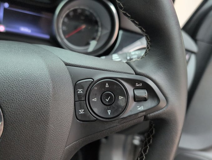 2025 Vauxhall Astra
