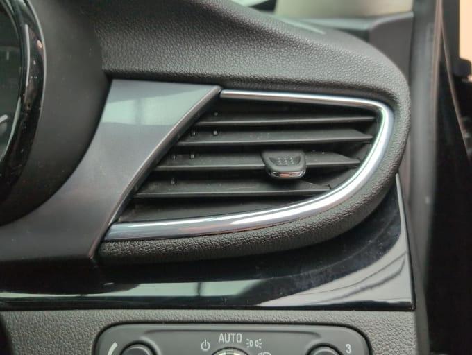2025 Vauxhall Mokka X