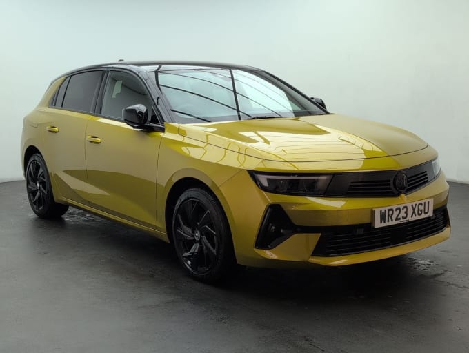 2025 Vauxhall Astra