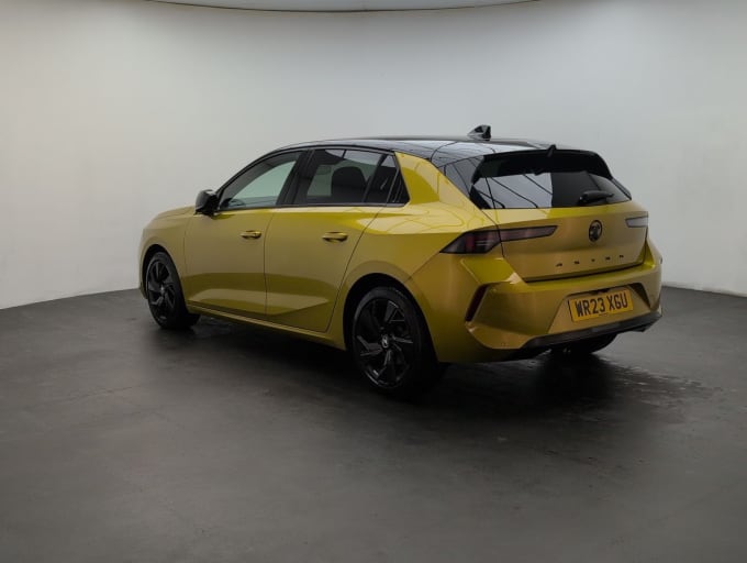 2025 Vauxhall Astra