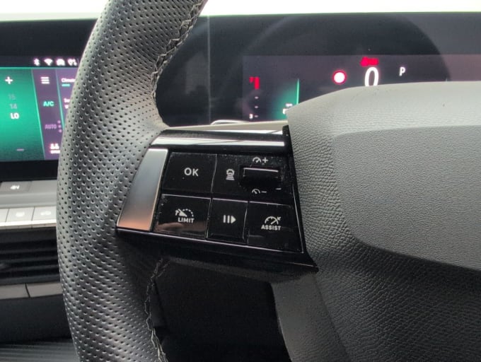 2025 Vauxhall Astra