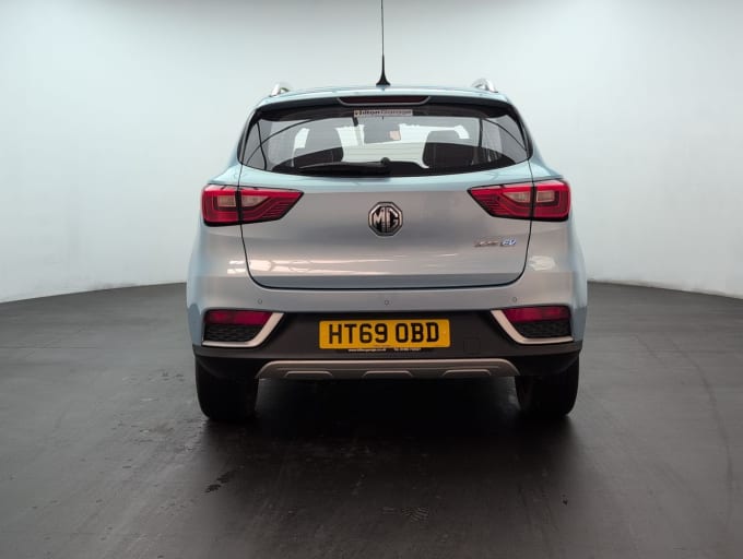 2025 Mg Mg Zs