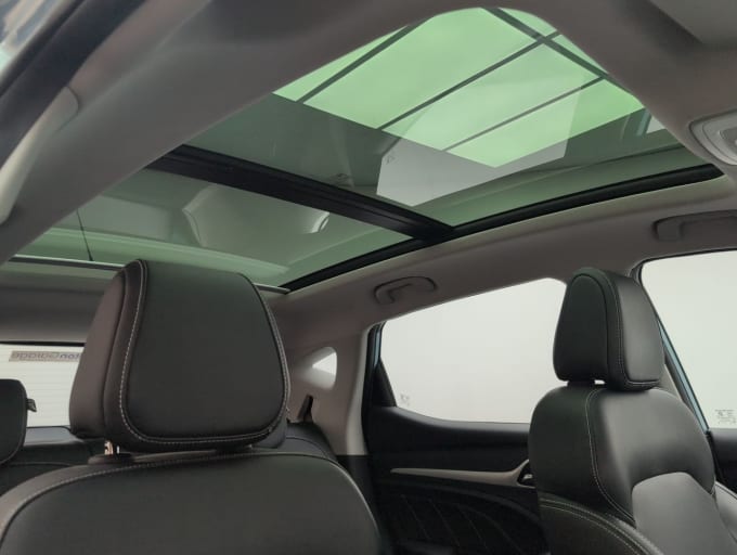 2025 Mg Mg Zs
