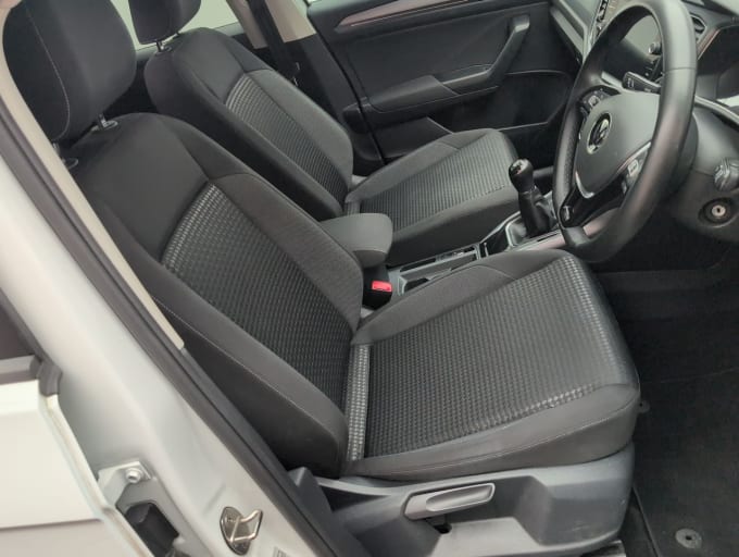 2025 Volkswagen T-roc
