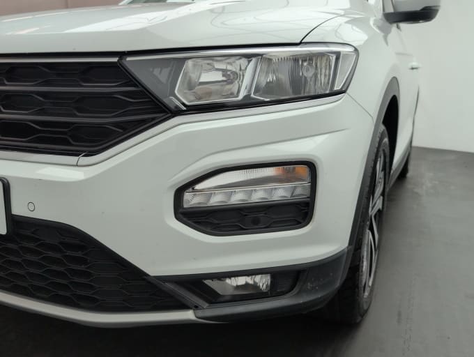 2025 Volkswagen T-roc
