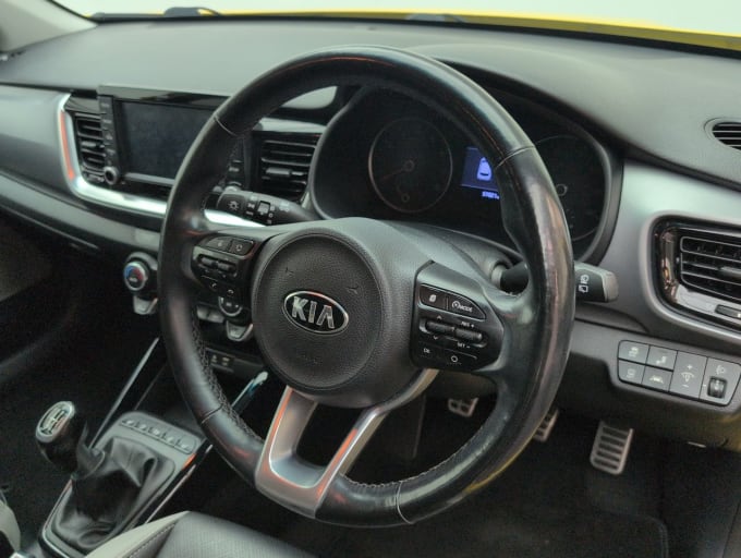 2025 Kia Stonic