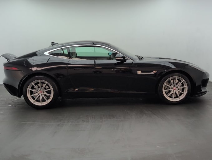 2025 Jaguar F-type