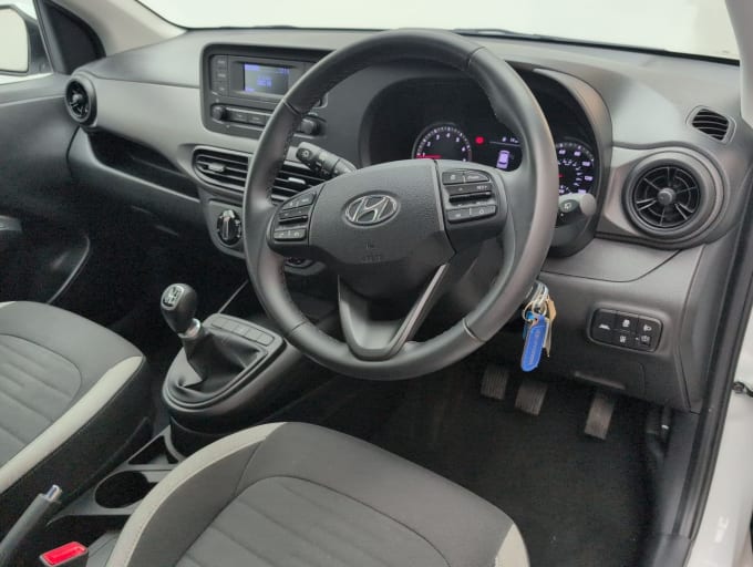 2025 Hyundai I10