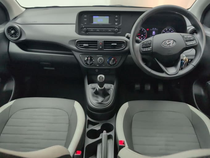 2025 Hyundai I10