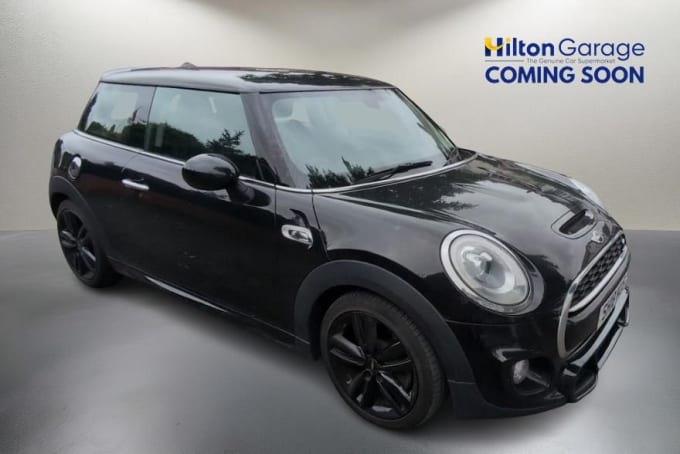 2025 Mini Hatch