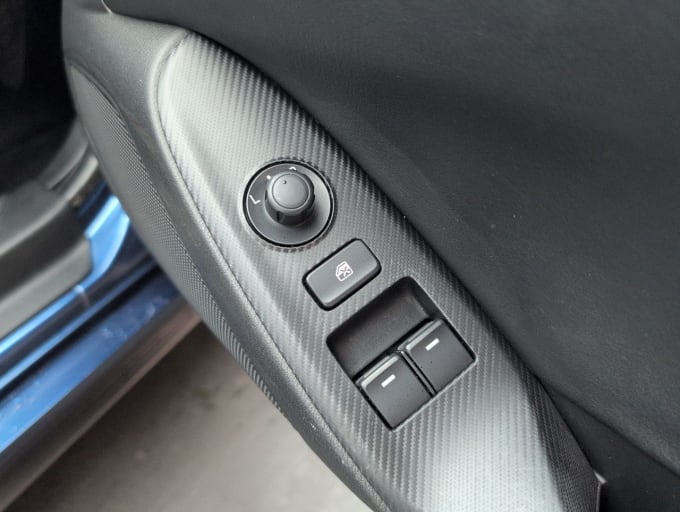 2025 Mazda 121