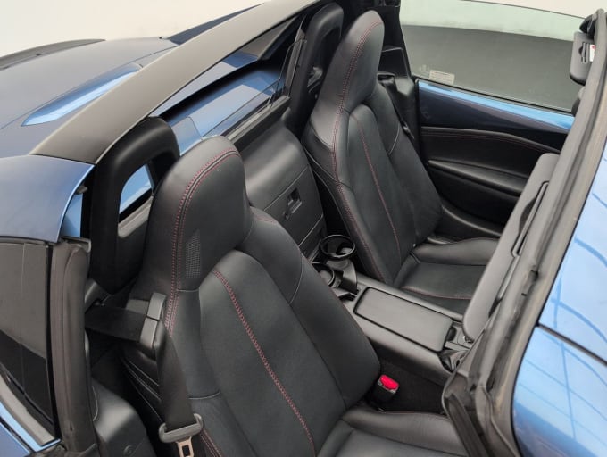 2025 Mazda 121