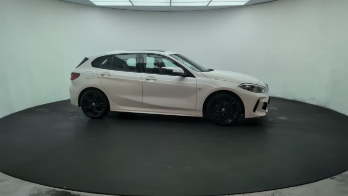 2025 BMW 1 Series