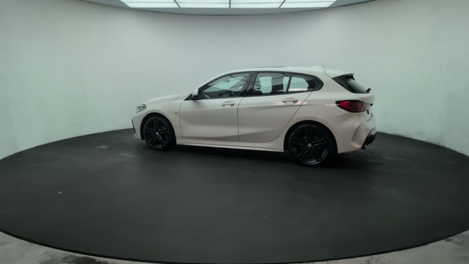 2025 BMW 1 Series