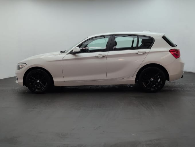 2025 BMW 1 Series