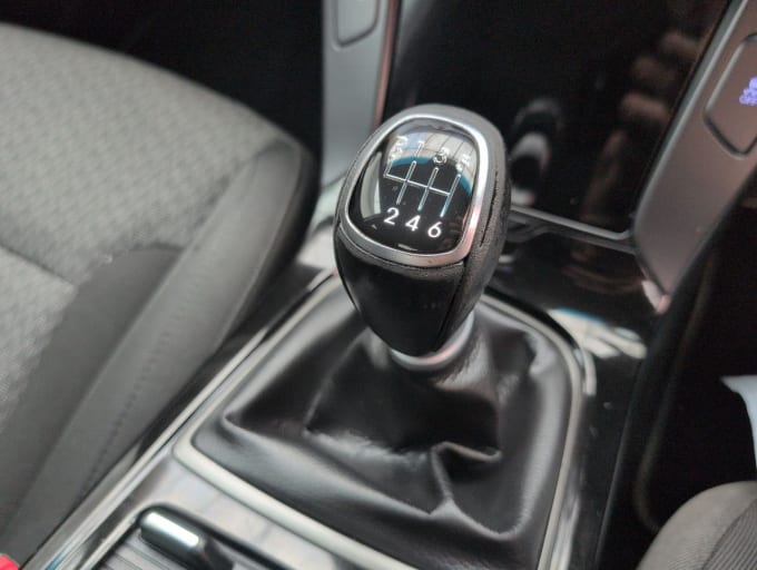 2025 Hyundai I40