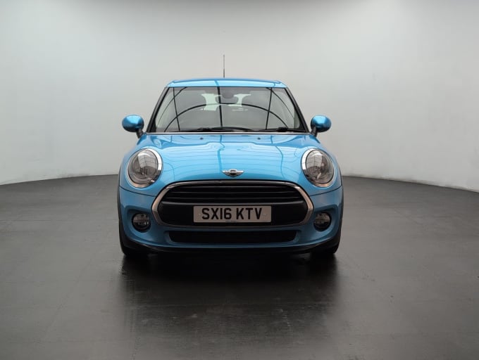 2025 Mini Hatch