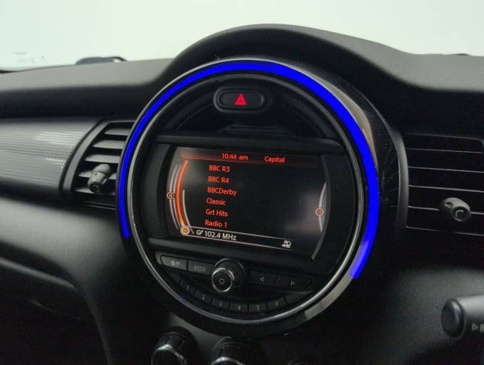 2025 Mini Hatch
