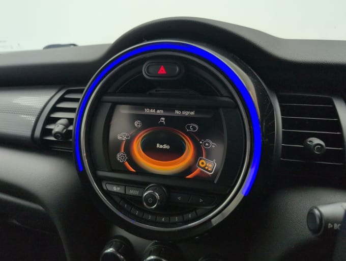 2025 Mini Hatch