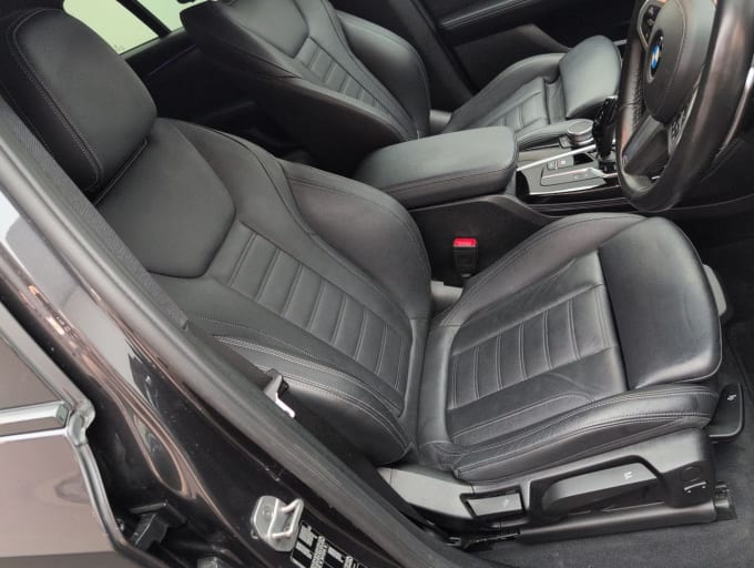 2025 BMW X4