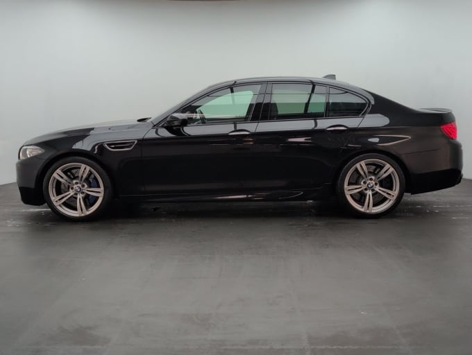 2025 BMW M5