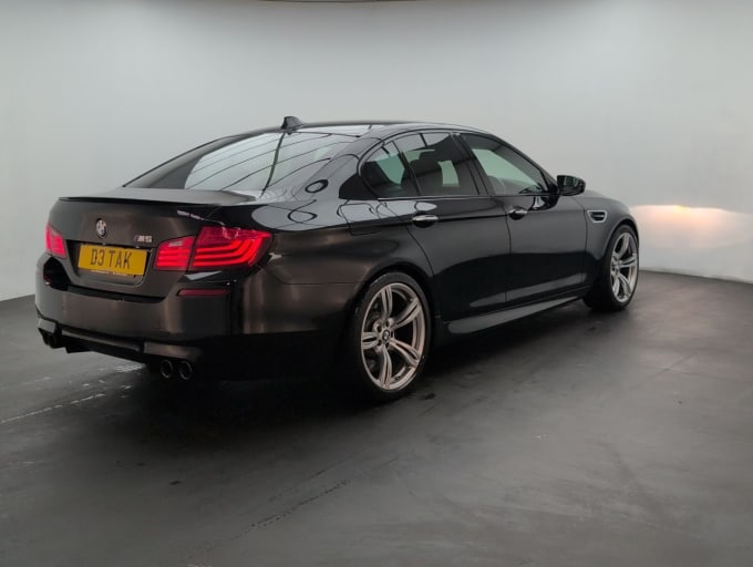 2025 BMW M5
