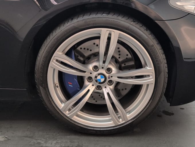 2025 BMW M5