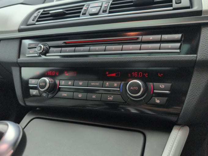 2025 BMW M5