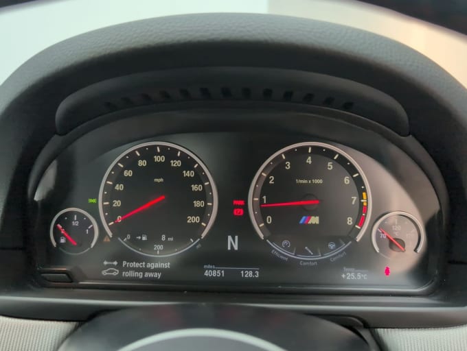 2025 BMW M5
