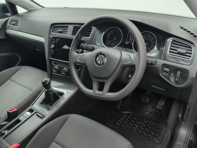 2025 Volkswagen Golf