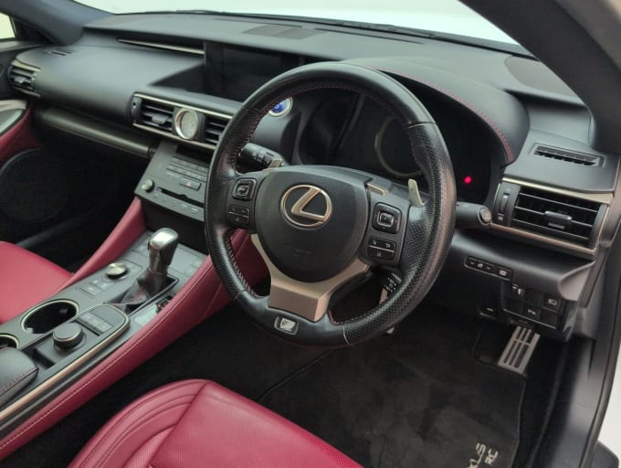 2025 Lexus Rc