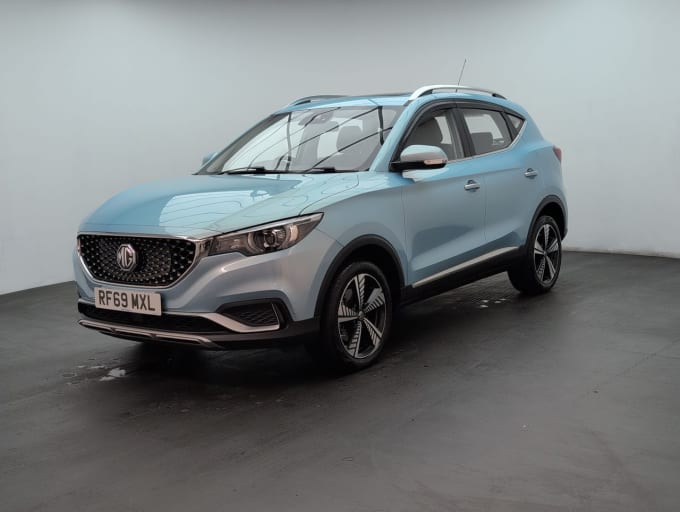 2025 Mg Mg Zs