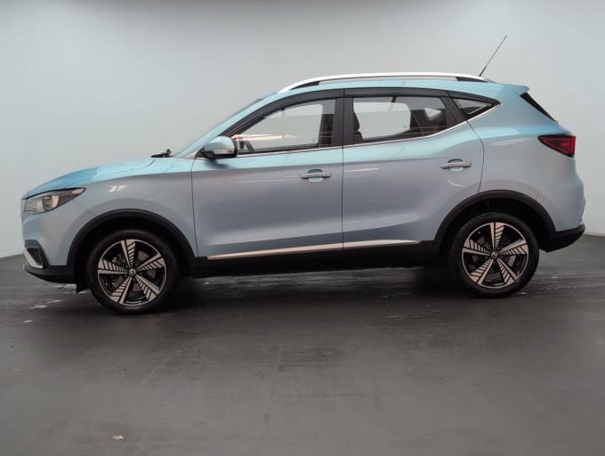 2025 Mg Mg Zs